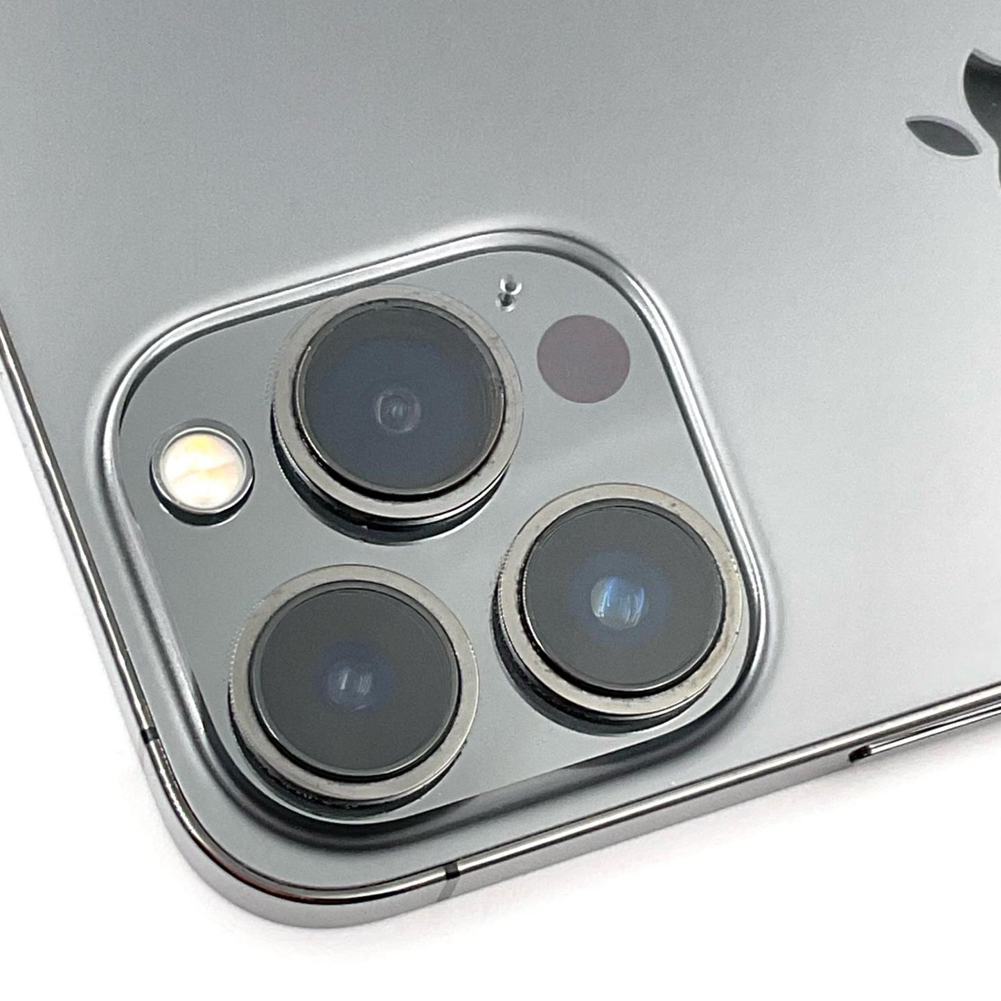 【全額返金保証】【最速発送】Apple iPhone iPhone 13 Pro 128GB グラファイト au SIMフリー 白ロム 動作確認済 79%