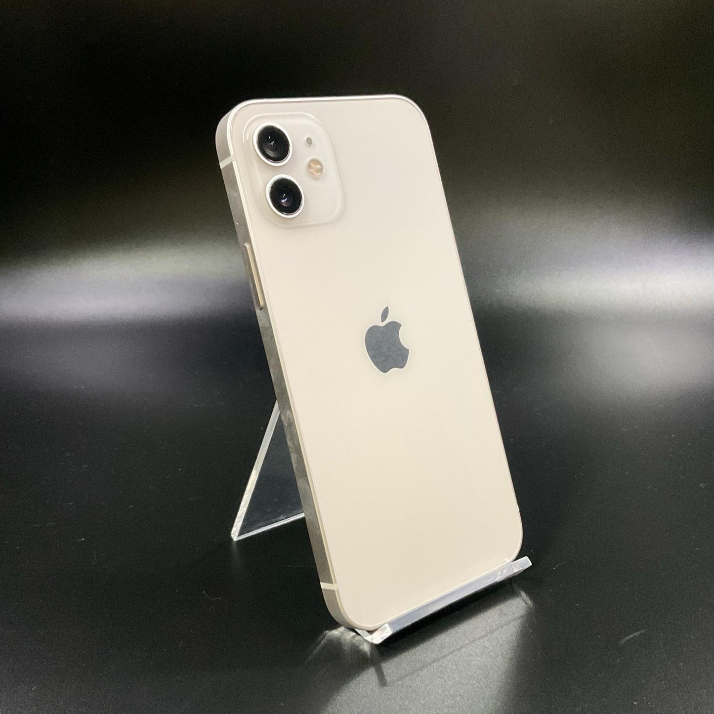 【全額返金保証】【最速発送】Apple iPhone iPhone 12 256GB ホワイト docomo SIMフリー 白ロム 動作確認済 79%