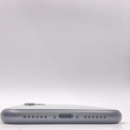 【最速発送】Apple iPhone iPhone 11 64GB ブラック docomo 白ロム【難有】 73%