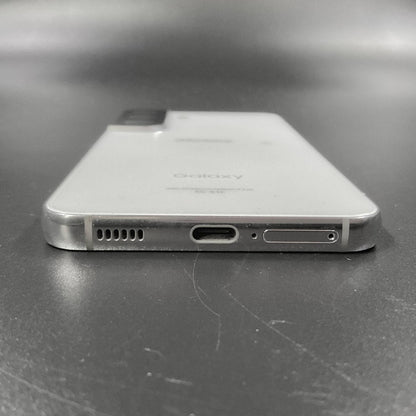 【全額返金保証】【最速発送】SAMSUNG Galaxy S22 256GB ファントムホワイト docomo SC-51C 白ロム 動作確認済