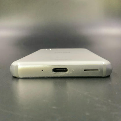 【全額返金保証】【最速発送】SHARP AQUOS R compact 32GB ムーンホワイト au SHV41 白ロム 動作確認済
