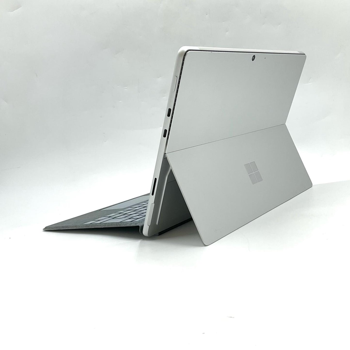 【全額返金保証】【最速発送】Microsoft surface 1983 Intel Core i5-1135G7 8GB M.2 SSD 256GB 86.5% 美品 動作確認済