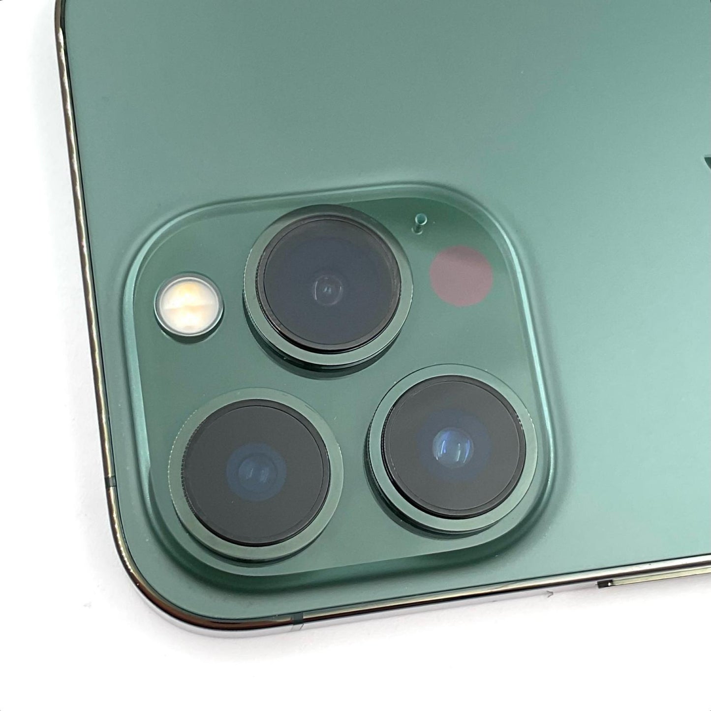 【全額返金保証】【最速発送】Apple iPhone iPhone 13 Pro 128GB アルパイングリーン docomo 白ロム 動作確認済 85%