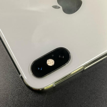 【全額返金保証】【最速発送】Apple iPhone iPhone XS Max 64GB シルバー docomo 白ロム 動作確認済 74%
