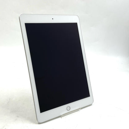 【全額返金保証】【最速発送】Apple iPad iPad 9.7インチ 第6世代 32GB シルバー Wi-Fi 動作確認済
