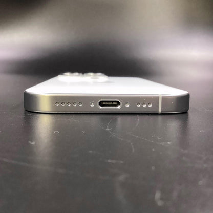 【全額返金保証】【最速発送】Apple iPhone iPhone 16 Pro 256GB ホワイトチタニウム SIMフリー 白ロム 美品 動作確認済 97%