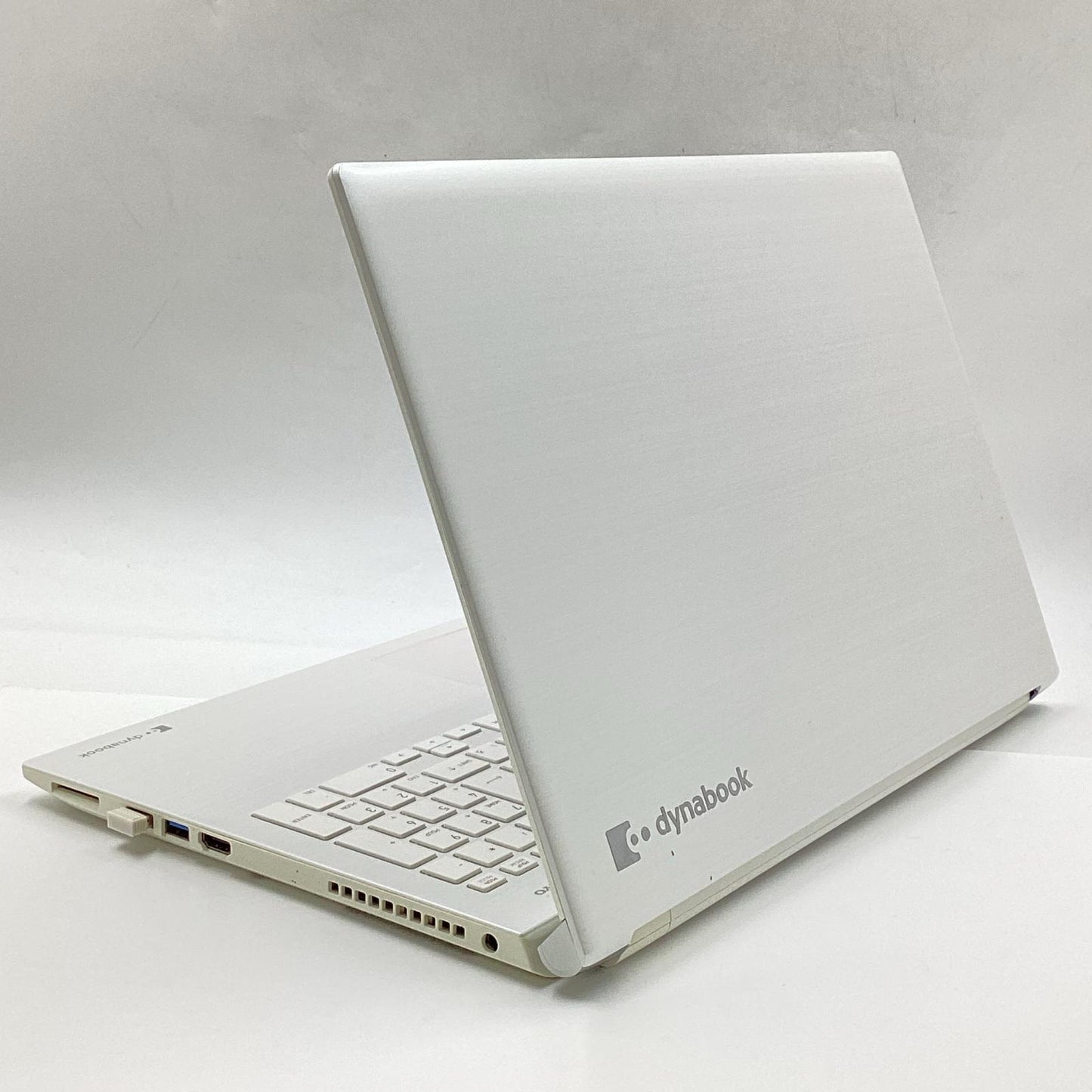 【全額返金保証】【最速発送】dynabook T75/DW PT75DWP-BJA2 インテル® Core™ i7-7500U プロセッサー 2.70GHz 8GB HDD 1TB 動作確認済