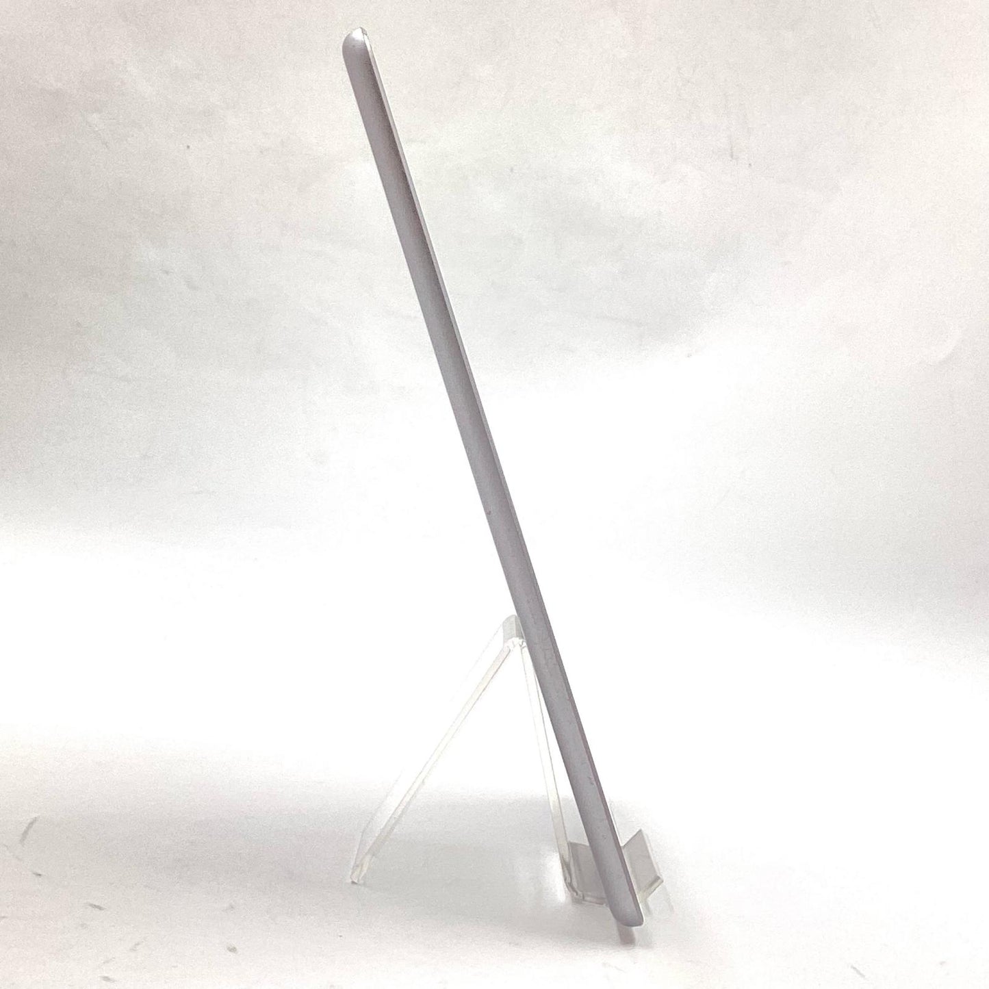 【全額返金保証】【最速発送】Apple iPad iPad 第5世代 32GB スペースグレイ WiFi+Cellular Softbank 白ロム 動作確認済
