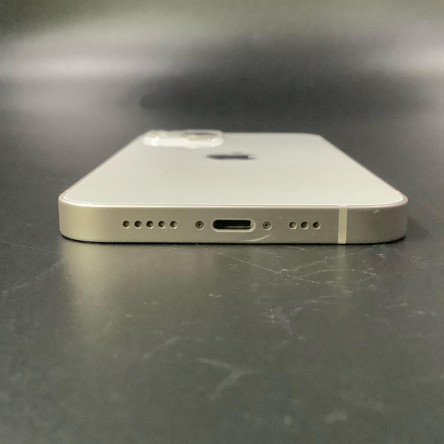【全額返金保証】【最速発送】Apple iPhone iPhone 13 256GB スターライト Softbank SIMフリー 動作確認済 76%