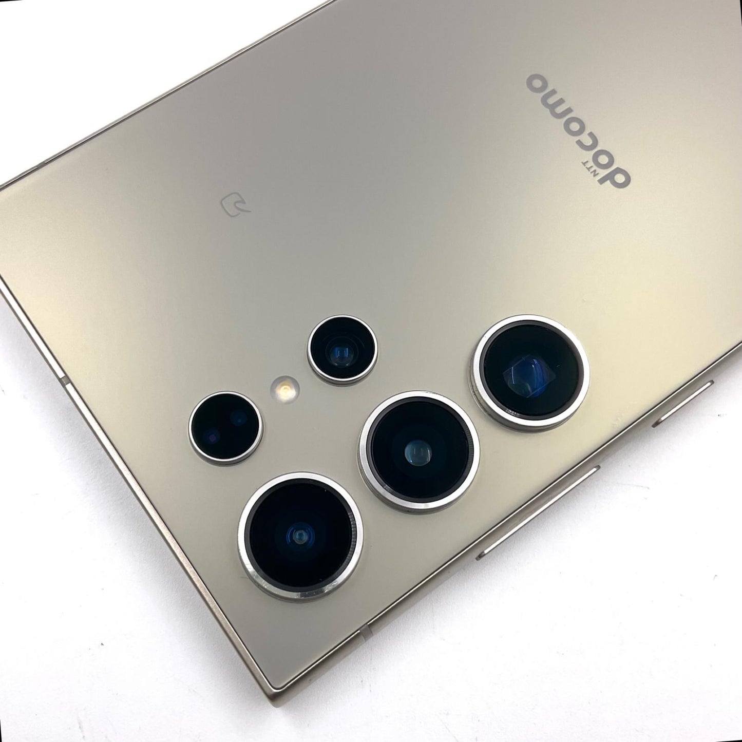 【全額返金保証】【最速発送】SAMSUNG Galaxy S24 Ultra 256GB チタニウムグレー docomo SC-52E 動作確認済