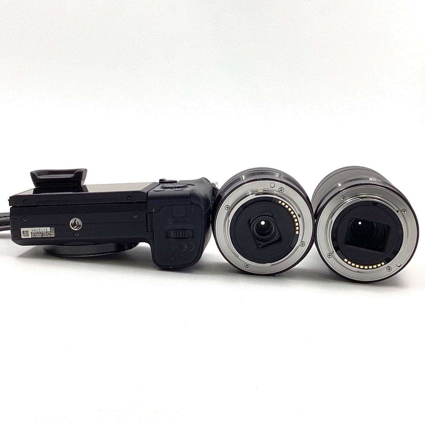 【全額返金保証】【最速発送】Sony デジタル一眼 α6400 ILCE-6400Y ダブルズームレンズキット ブラック 美品 動作確認済