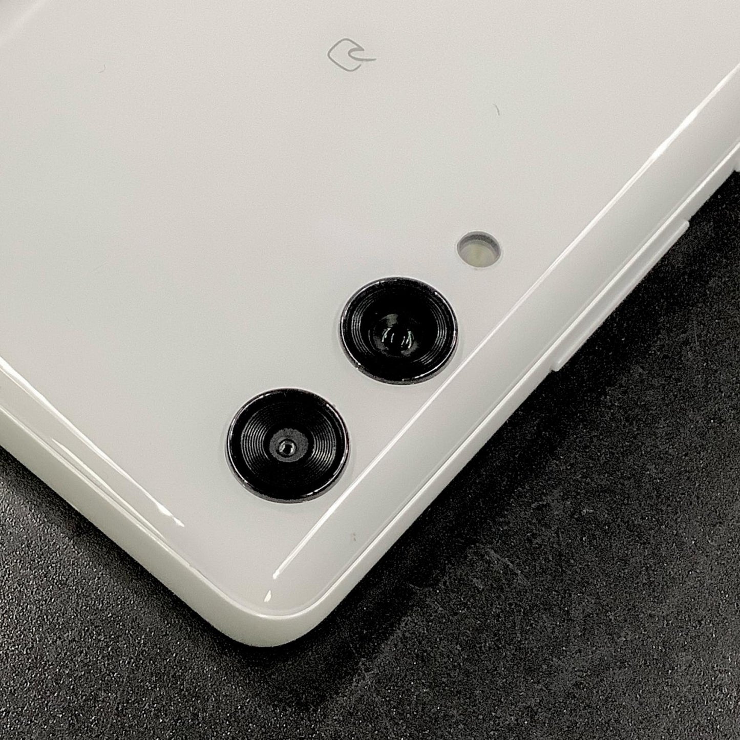 【全額返金保証】【最速発送】楽天モバイル Rakuten Hand 5G 128GB ホワイト 楽天モバイル P780 白ロム 超美品 動作確認済