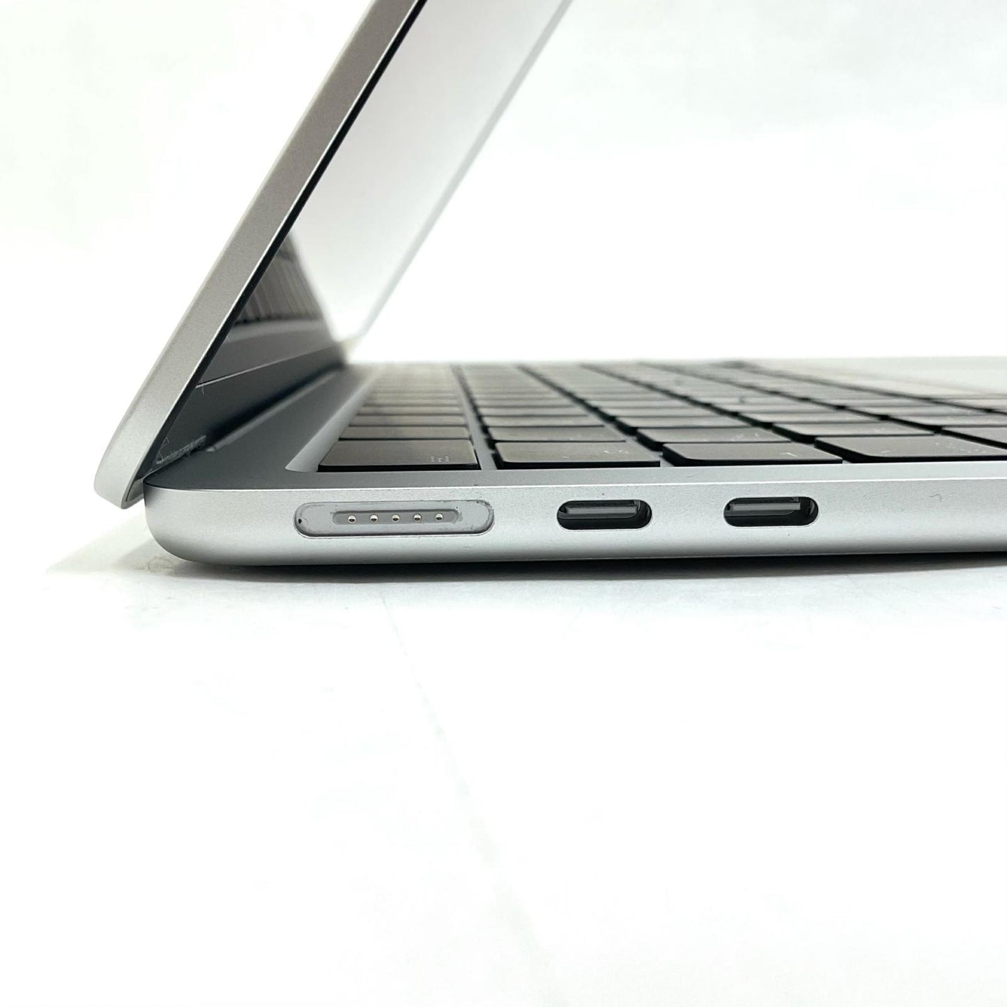 【全額返金保証】【最速発送】Apple MacBook Air 13インチ 2024 Apple M3 16GB 512GB シルバー 100% 美品 動作確認済