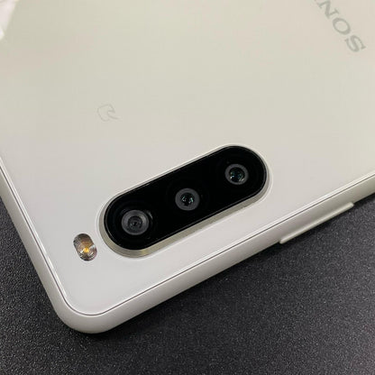 【最速発送】Sony Xperia 10 II 64GB ホワイト docomo SO-41A 白ロム【難有】