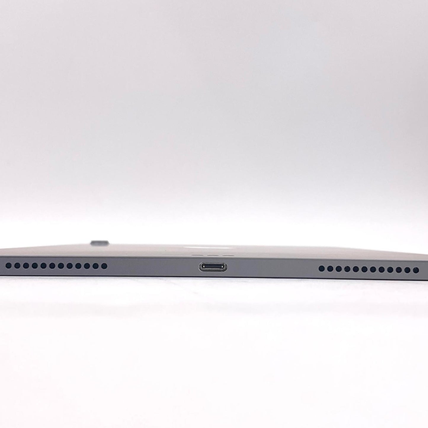 【全額返金保証】【最速発送】Apple iPad Air 第5世代 64GB スペースグレイ Wi-Fi 美品 動作確認済