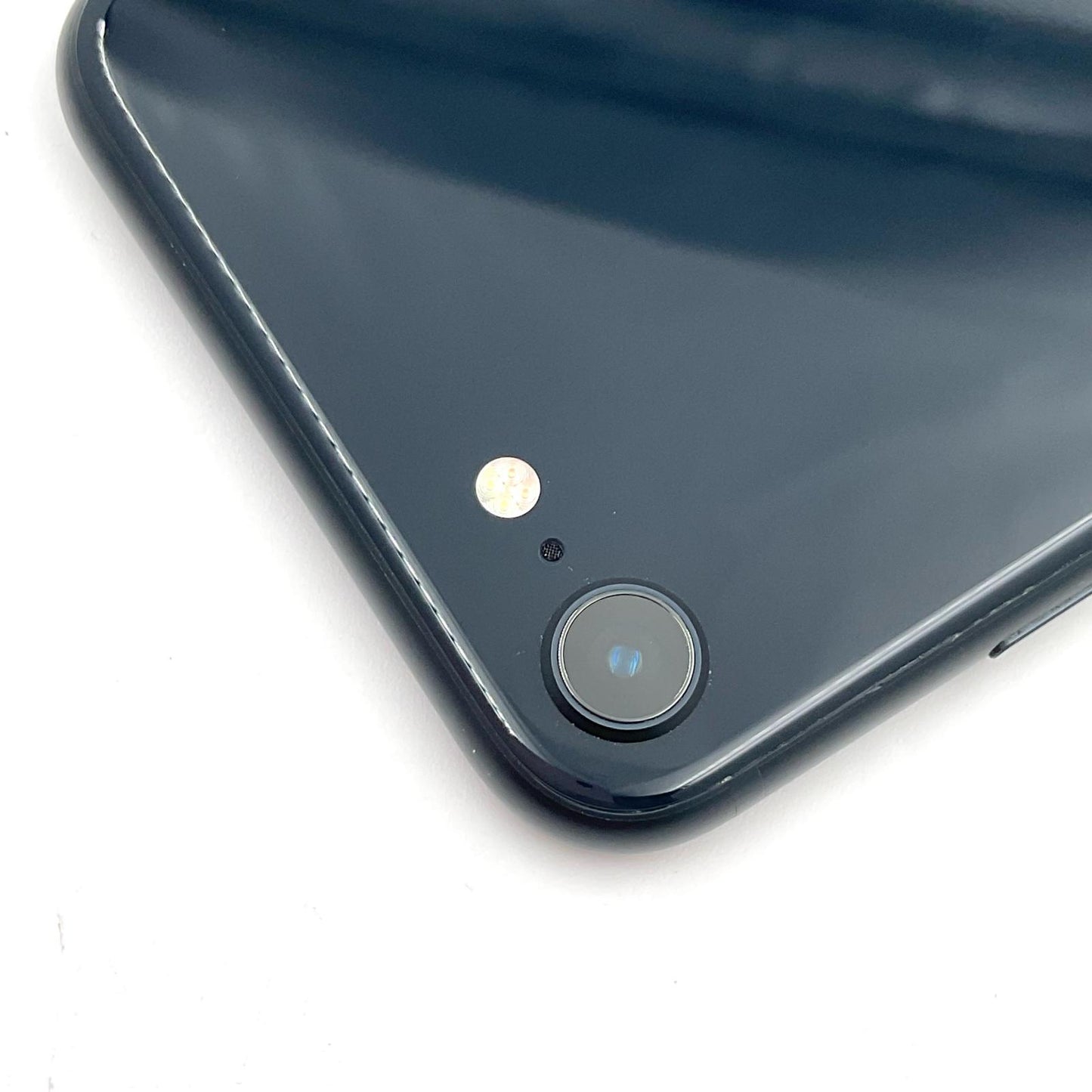 【全額返金保証】【最速発送】Apple iPhone iPhone SE（第3世代） 64GB ミッドナイト au 美品 動作確認済 98%