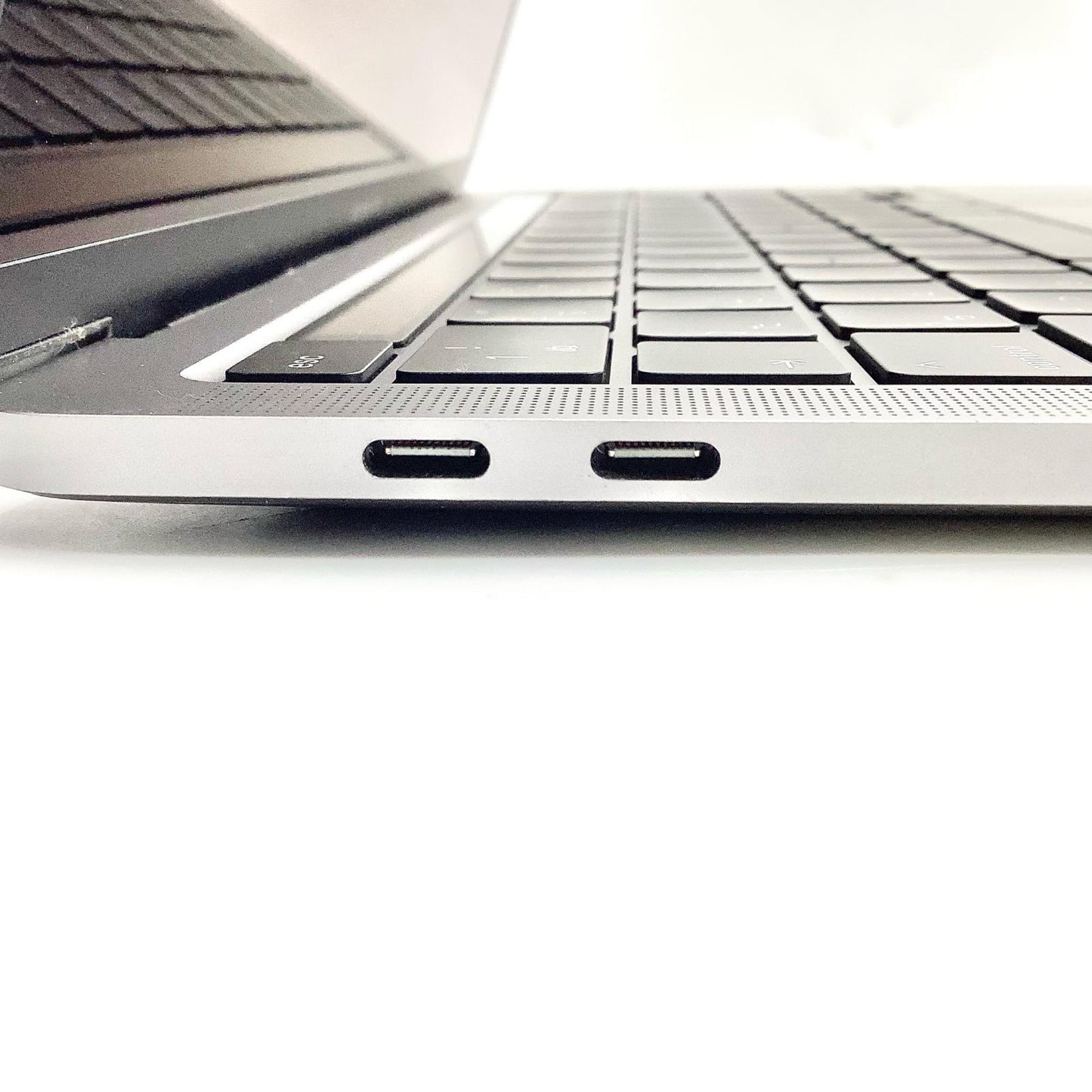 【全額返金保証】【最速発送】Apple MacBook Pro 13インチ 2020 Apple M1 8GB SSD 512GB スペースグレイ 87% 動作確認済