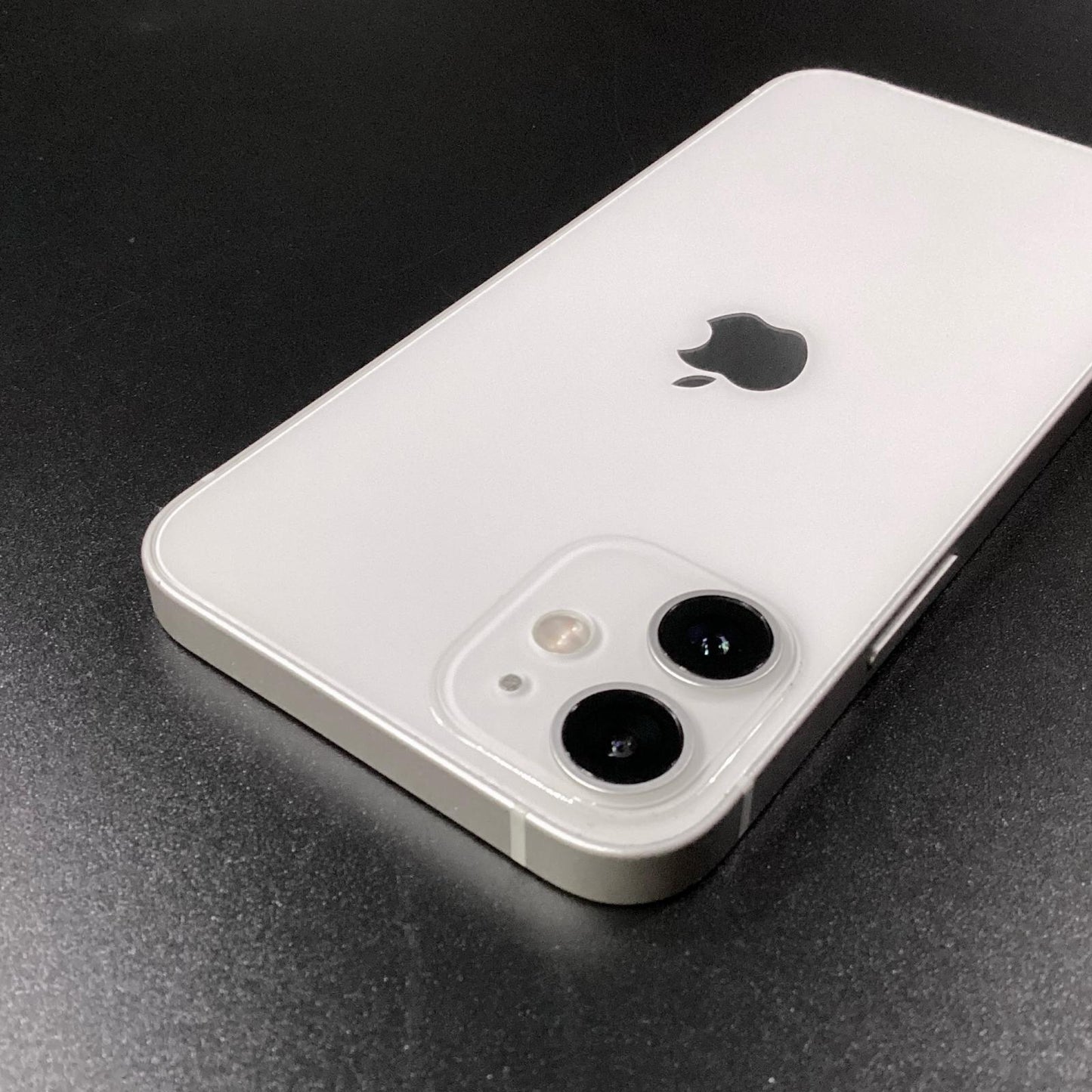 【全額返金保証】【最速発送】Apple iPhone iPhone 12 mini 256GB ホワイト SIMフリー 白ロム 動作確認済 88%