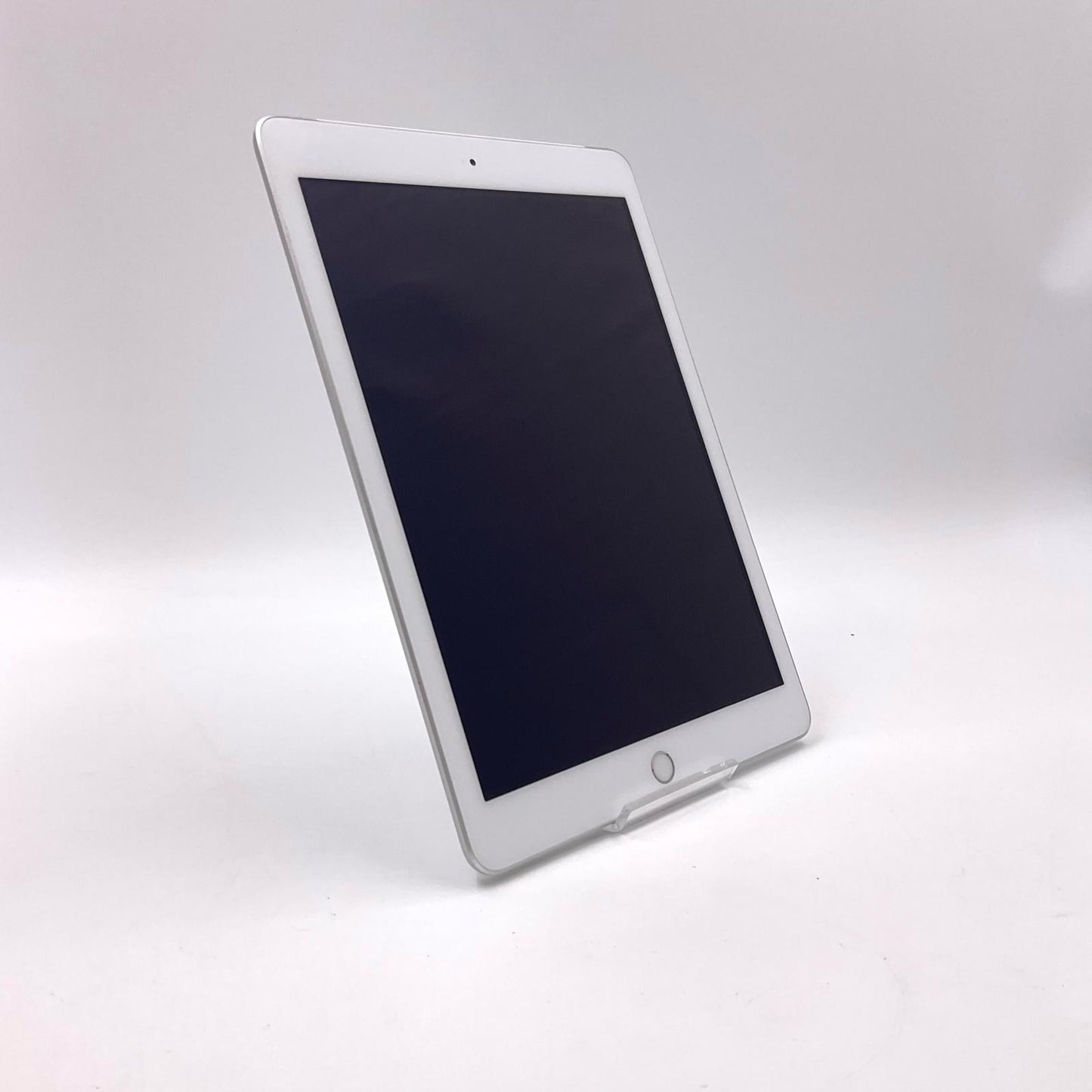 【全額返金保証】【最速発送】Apple iPad iPad 9.7インチ 第5世代 32GB シルバー WiFi+Cellular Softbank 白ロム 美品 動作確認済