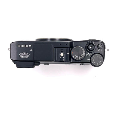 【全額返金保証】【最速発送】FUJIFILM デジタル一眼 X-E2 ボディ ブラック 美品 動作確認済
