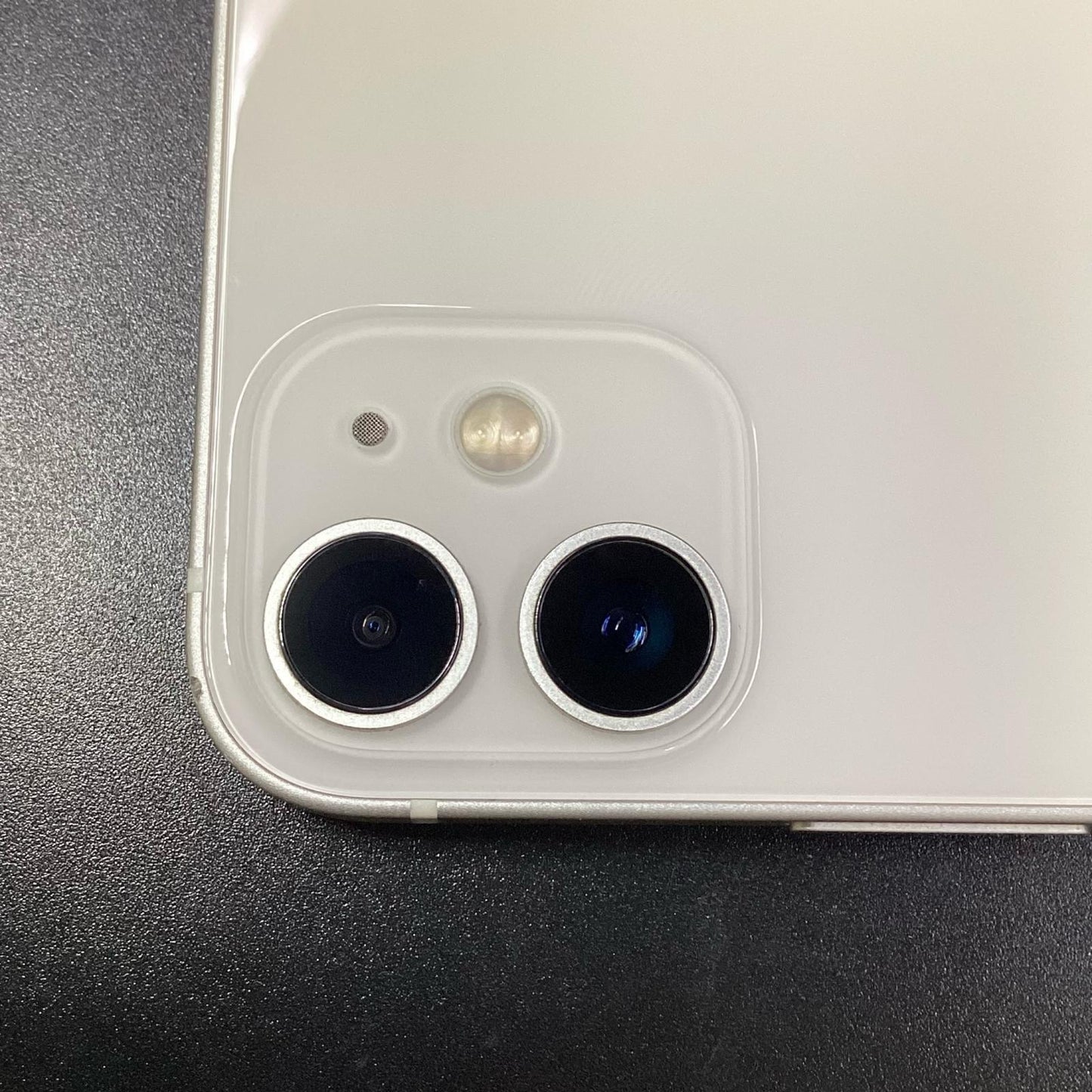 【全額返金保証】【最速発送】Apple iPhone iPhone 12 mini 128GB ホワイト au 白ロム 動作確認済 74%