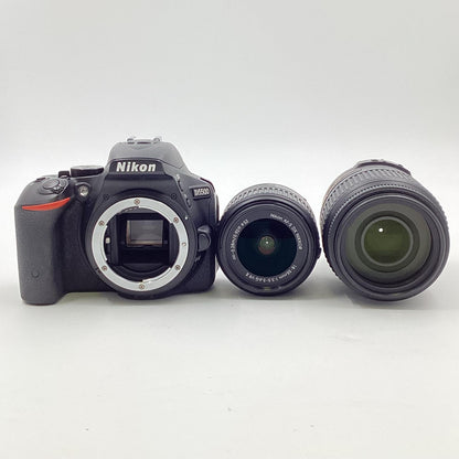 【全額返金保証】【最速発送】Nikon デジタル一眼 D5500 ダブルズームキット ブラック 動作確認済