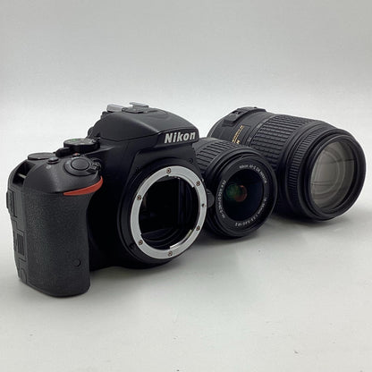 【全額返金保証】【最速発送】Nikon デジタル一眼 D5500 ダブルズームキット ブラック 動作確認済