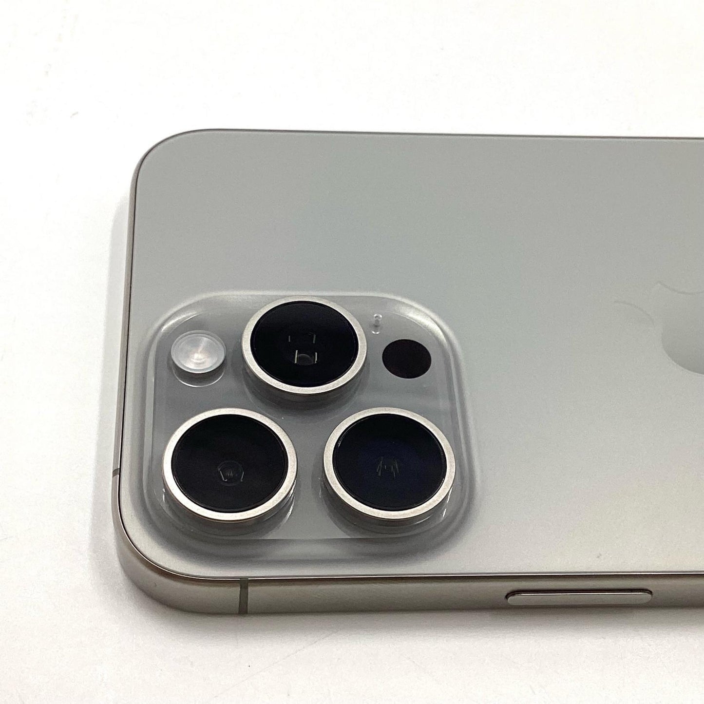 【全額返金保証】【最速発送】Apple iPhone iPhone 15 Pro Max 256GB ナチュラルチタニウム SIMフリー 白ロム 美品 動作確認済 94%
