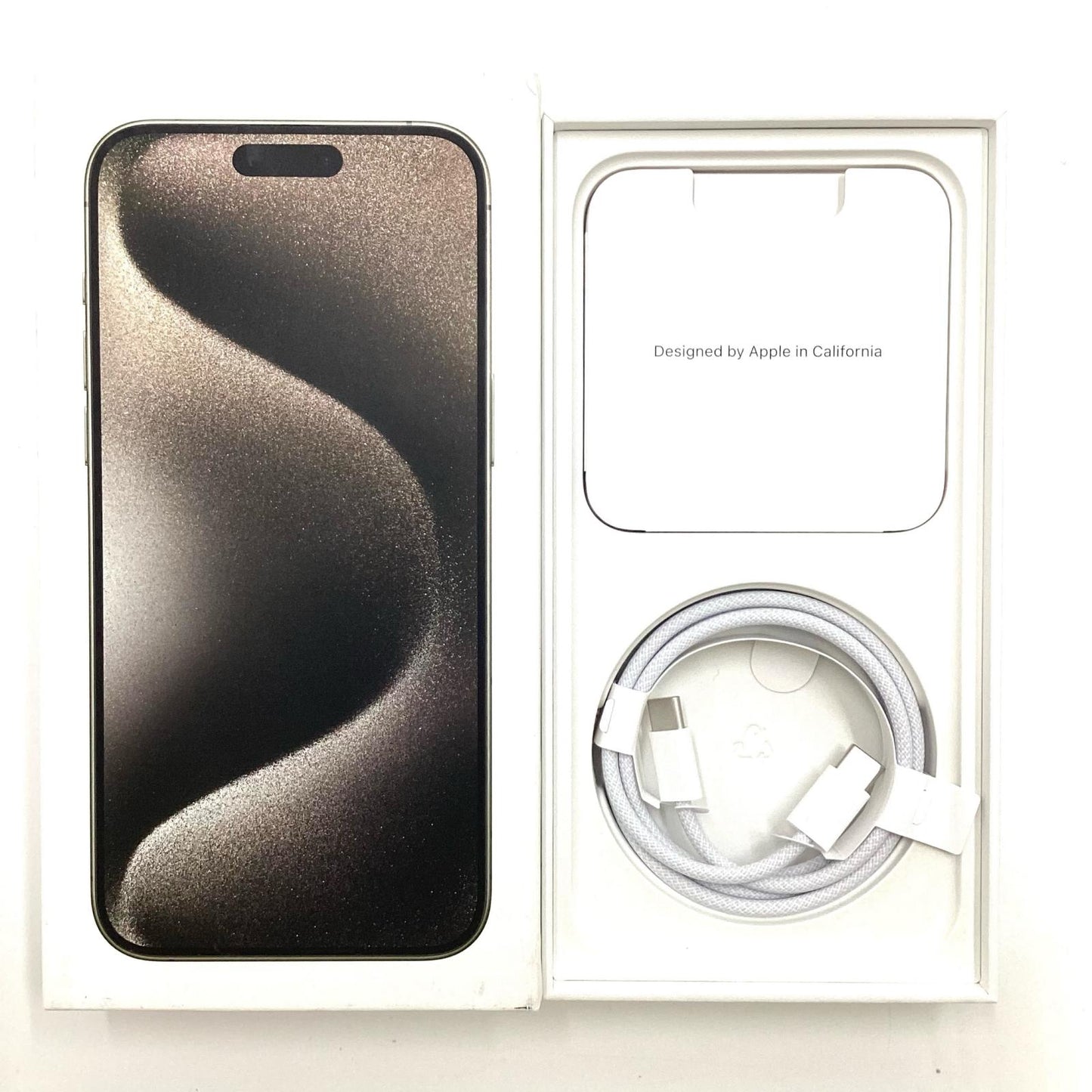 【全額返金保証】【最速発送】Apple iPhone iPhone 15 Pro Max 256GB ナチュラルチタニウム SIMフリー 白ロム 美品 動作確認済 94%