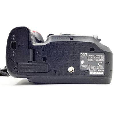 【全額返金保証】【最速発送】Nikon デジタル一眼 D7200 ボディ ブラック 美品 動作確認済