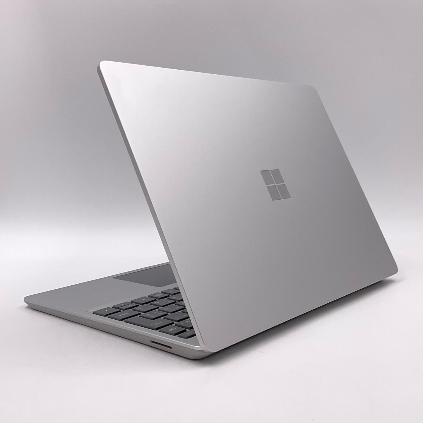 【全額返金保証】【最速発送】Microsoft Surface Laptop Go THJ-00020 Intel(R) Core(TM) i5-1035G1 CPU @ 1.00GHz 8GB M.2 SSD 256GB 98.6% 動作確認済