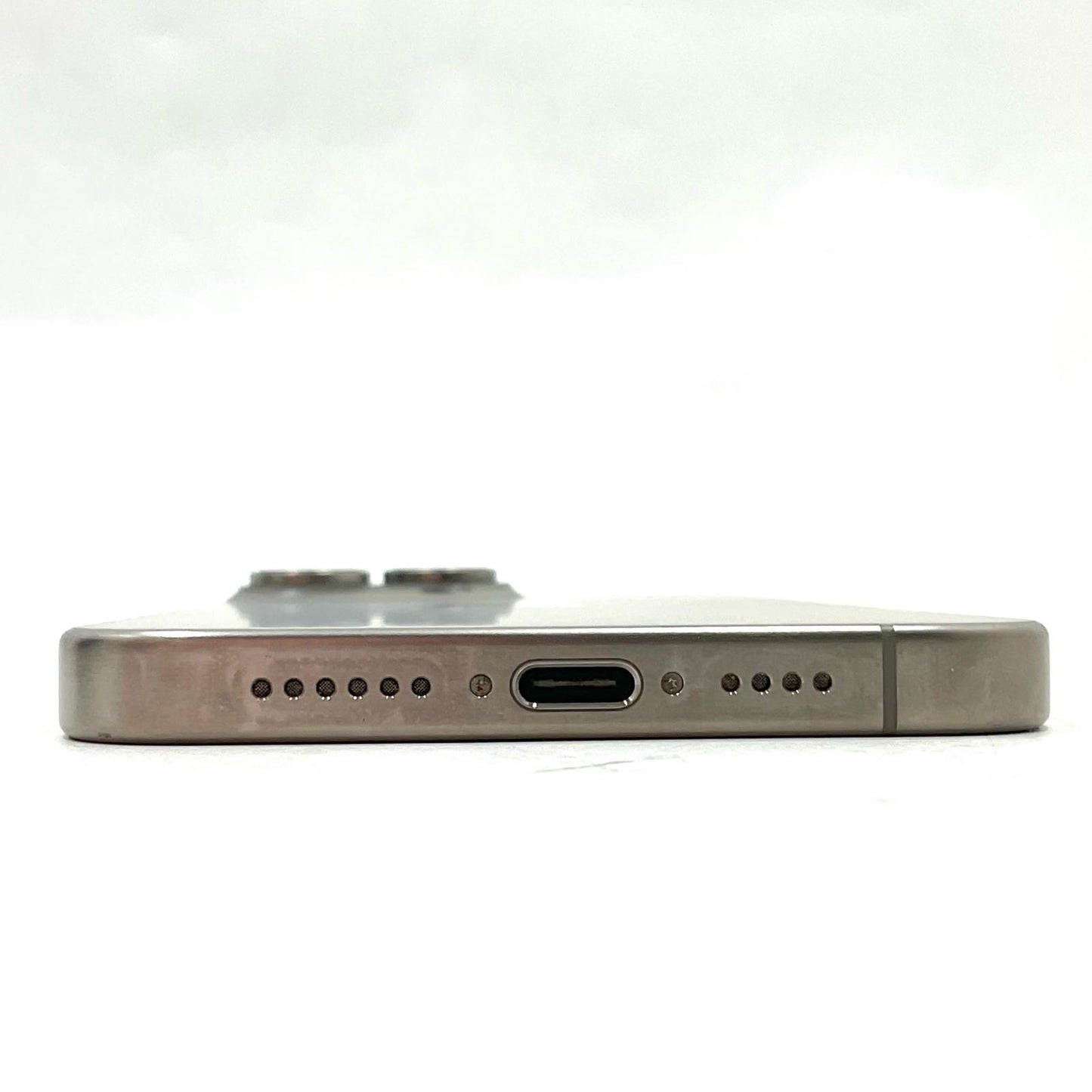 【全額返金保証】【最速発送】Apple iPhone iPhone 15 Pro Max 256GB ナチュラルチタニウム SIMフリー 白ロム 美品 動作確認済 85%