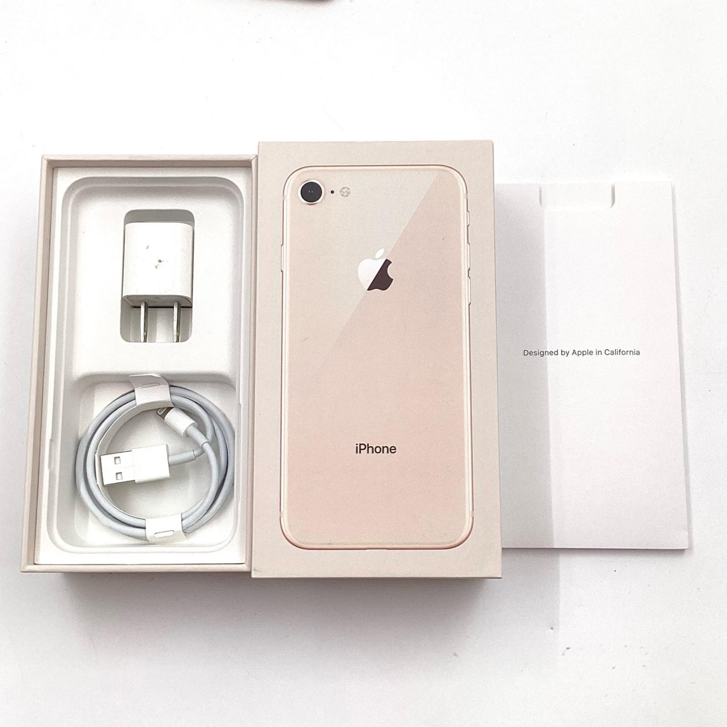 【全額返金保証】【最速発送】Apple iPhone iPhone 8 64GB ゴールド Softbank 白ロム 動作確認済 99%