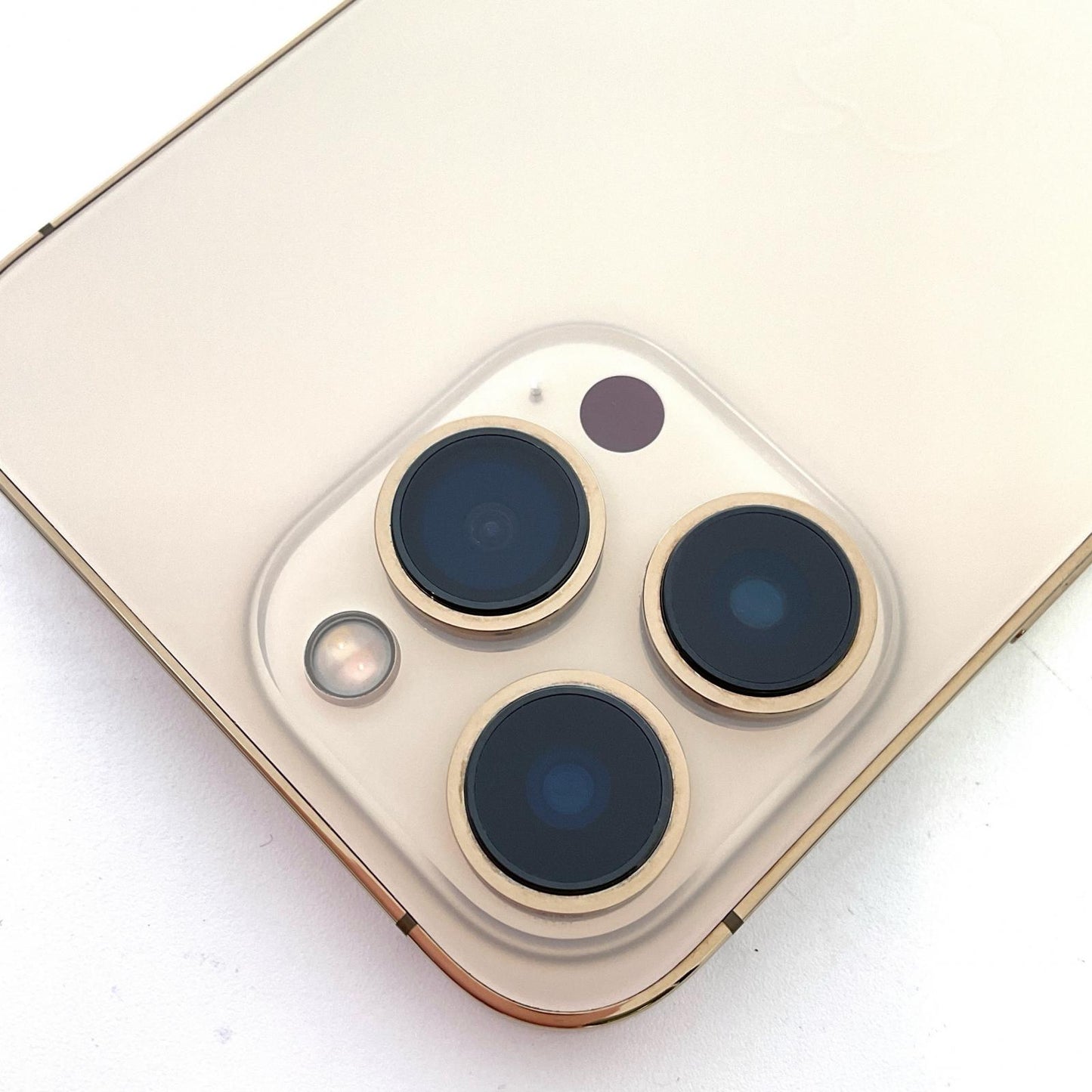 【全額返金保証】【最速発送】Apple iPhone iPhone 13 Pro 512GB ゴールド SIMフリー 白ロム 動作確認済 77%