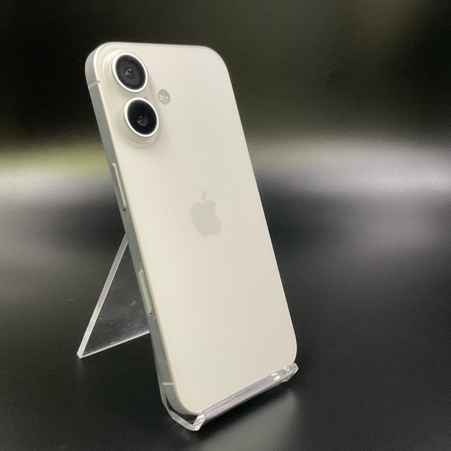 【全額返金保証】【最速発送】Apple iPhone iPhone 16 128GB ホワイト SIMフリー 白ロム 美品 動作確認済 96%