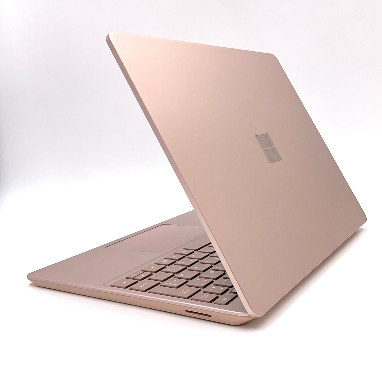 【全額返金保証】【最速発送】Microsoft Surface Laptop Go 2 i5-1135G7 8GB SSD 128GB 93.1% 動作確認済