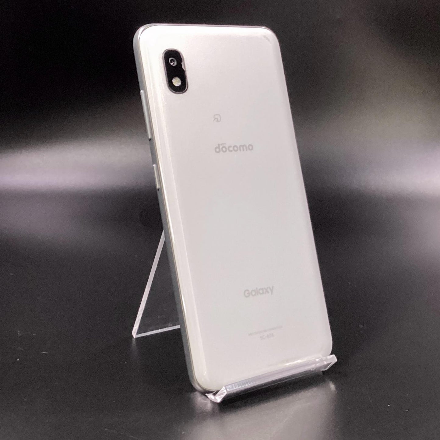 【全額返金保証】【最速発送】SAMSUNG Galaxy A21 64GB ホワイト docomo SC-42A 白ロム 動作確認済