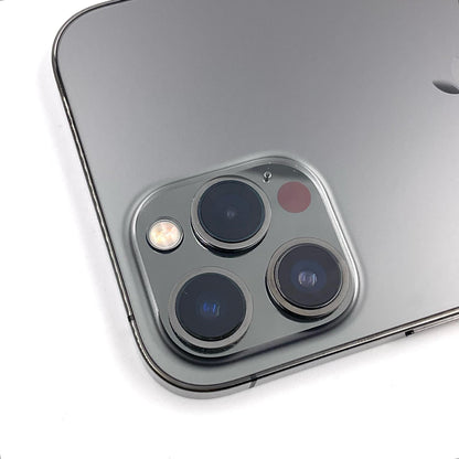 【全額返金保証】【最速発送】Apple iPhone iPhone 12 Pro Max 256GB グラファイト au 白ロム 動作確認済 85%