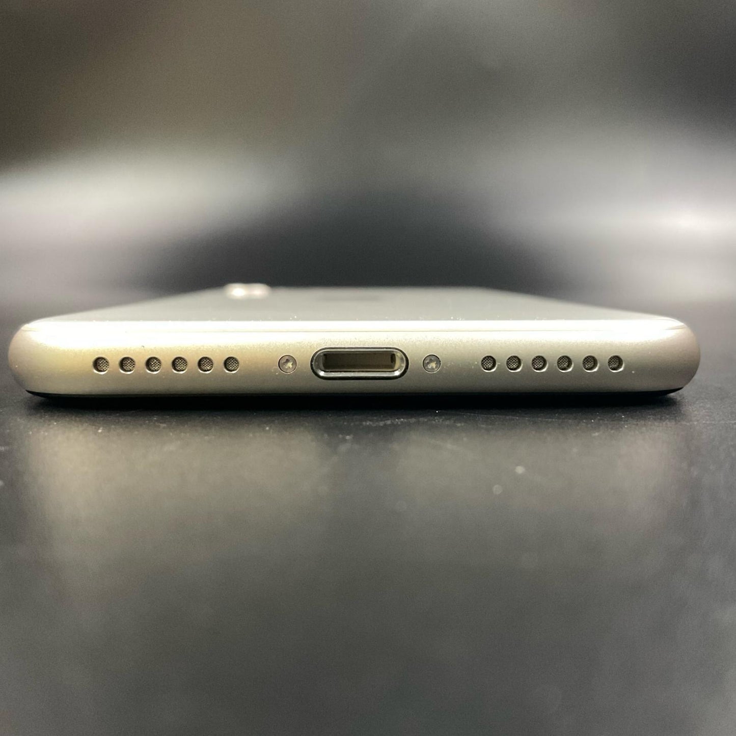 【全額返金保証】【最速発送】Apple iPhone iPhone SE（第3世代） 128GB スターライト Softbank 白ロム 超美品 動作確認済 100%
