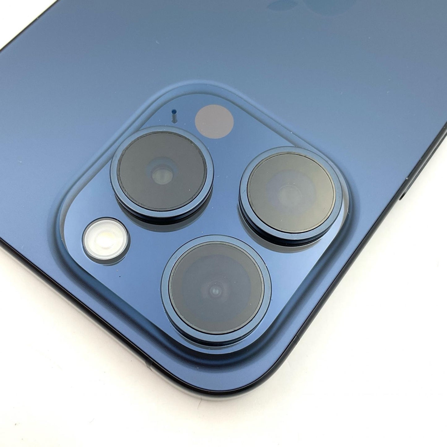 【全額返金保証】【最速発送】Apple iPhone iPhone 15 Pro 512GB ブルーチタニウム SIMフリー 白ロム 動作確認済 86%