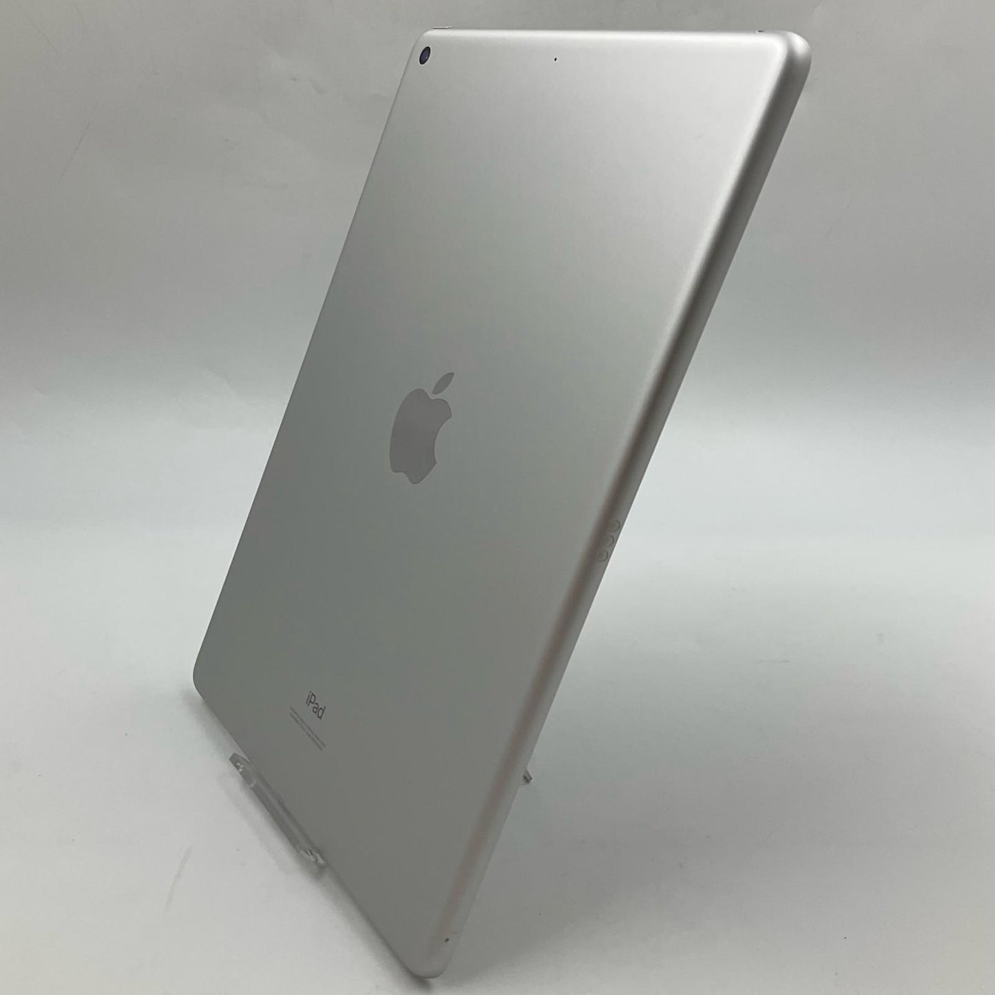 【全額返金保証】【最速発送】Apple iPad iPad 10.2インチ 第9世代 64GB シルバー Wi-Fi 美品 動作確認済
