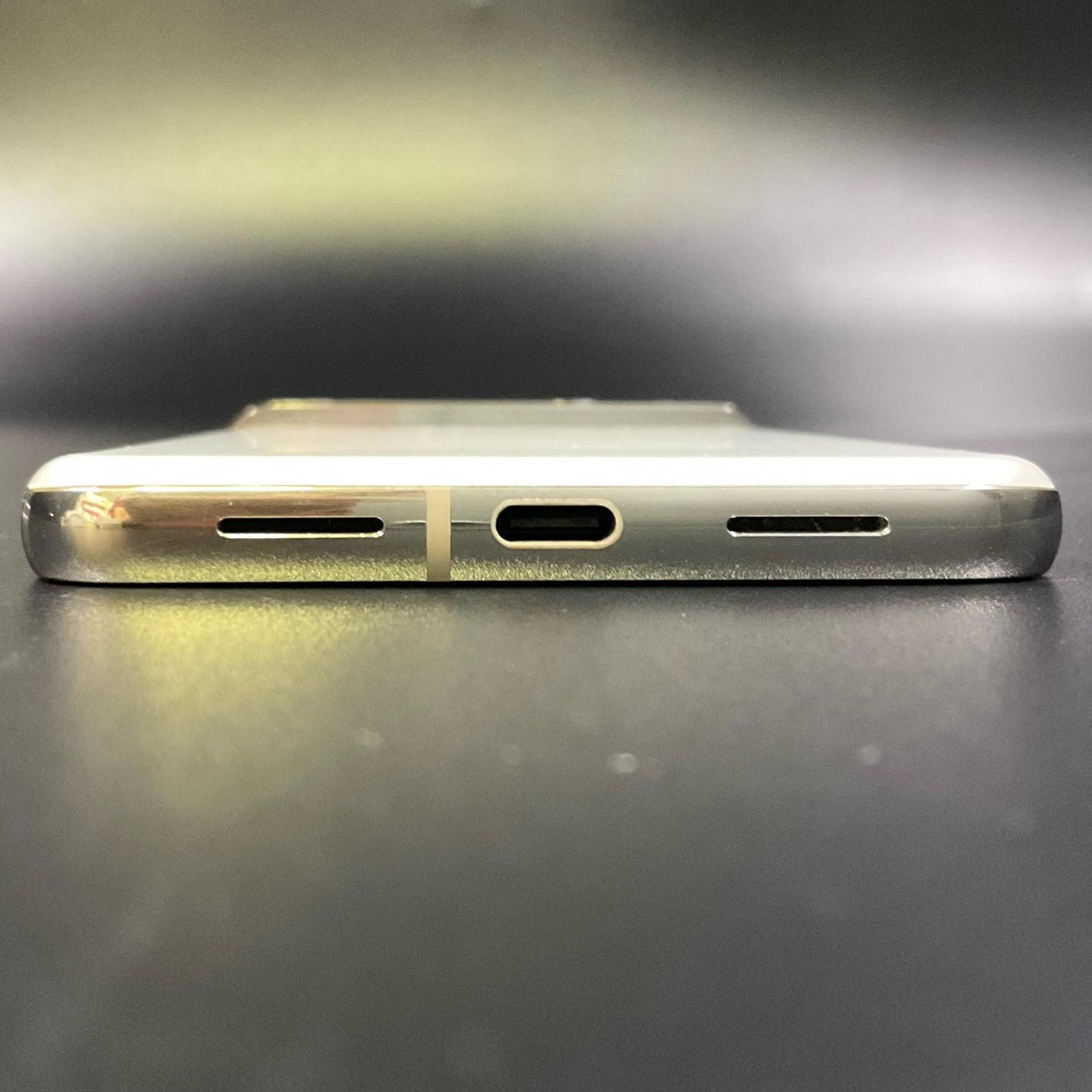 【全額返金保証】【最速発送】Google Pixel 8 Pro 256GB Porcelain SIMフリー GE9DP 白ロム 動作確認済
