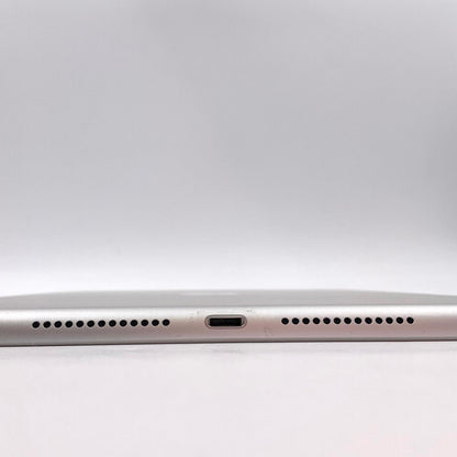 【全額返金保証】【最速発送】Apple iPad iPad 10.2インチ 第7世代 32GB シルバー WiFi+Cellular Softbank 白ロム 動作確認済