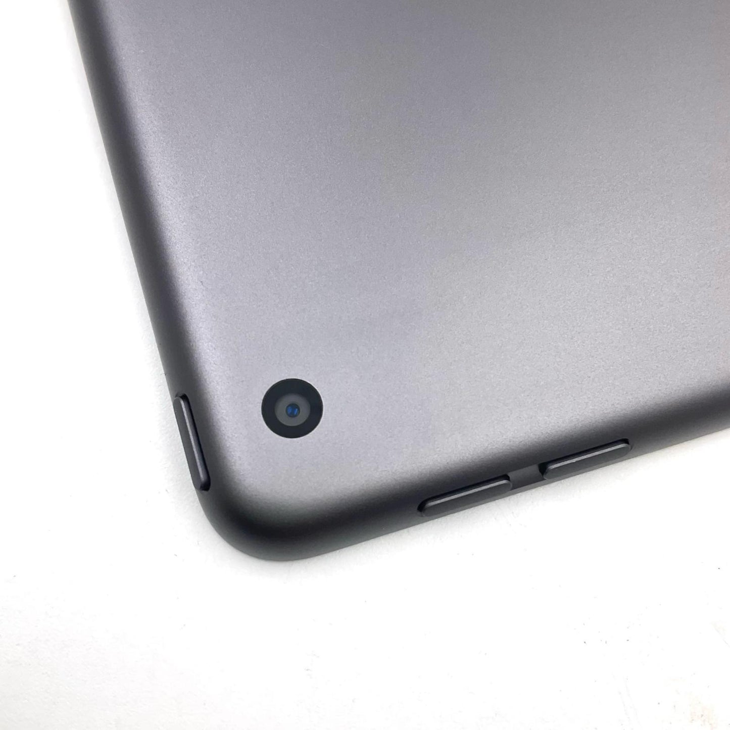 【全額返金保証】【最速発送】Apple iPad iPad 10.2インチ 第9世代 64GB スペースグレイ Wi-Fi 動作確認済