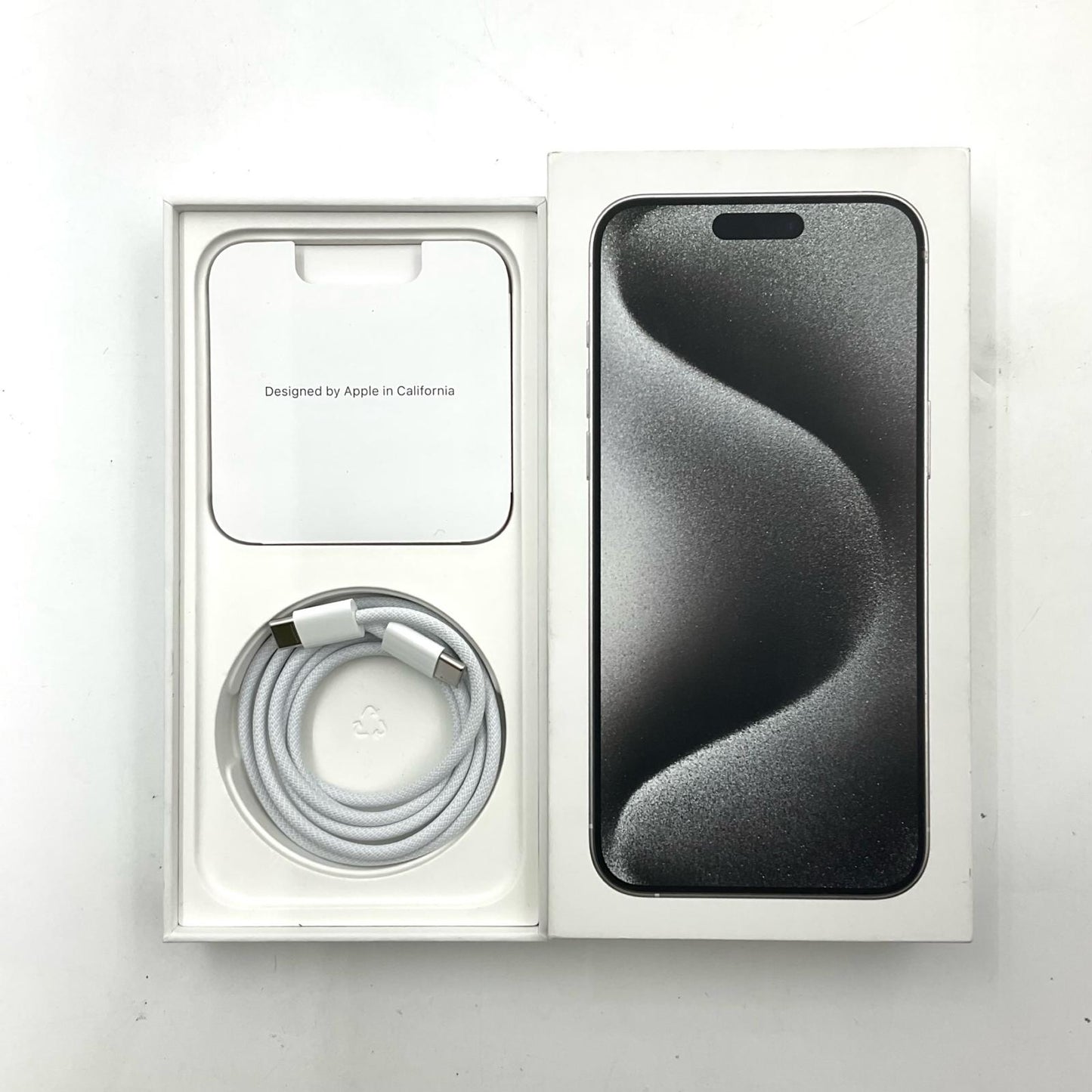 【全額返金保証】【最速発送】Apple iPhone iPhone Pro Max 15 Pro Max 256GB ホワイトチタニウム SIMフリー 白ロム 動作確認済 86%