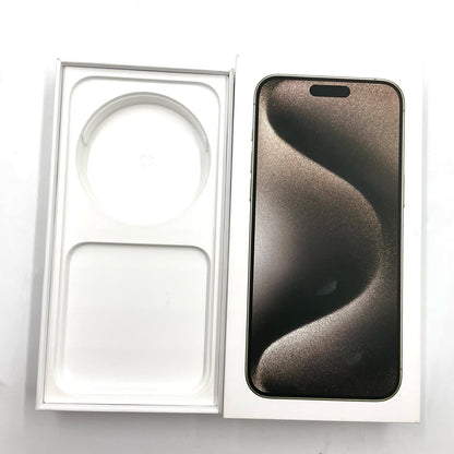 【全額返金保証】【最速発送】Apple iPhone iPhone 15 Pro Max 256GB ナチュラルチタニウム SIMフリー 白ロム 美品 動作確認済 89%