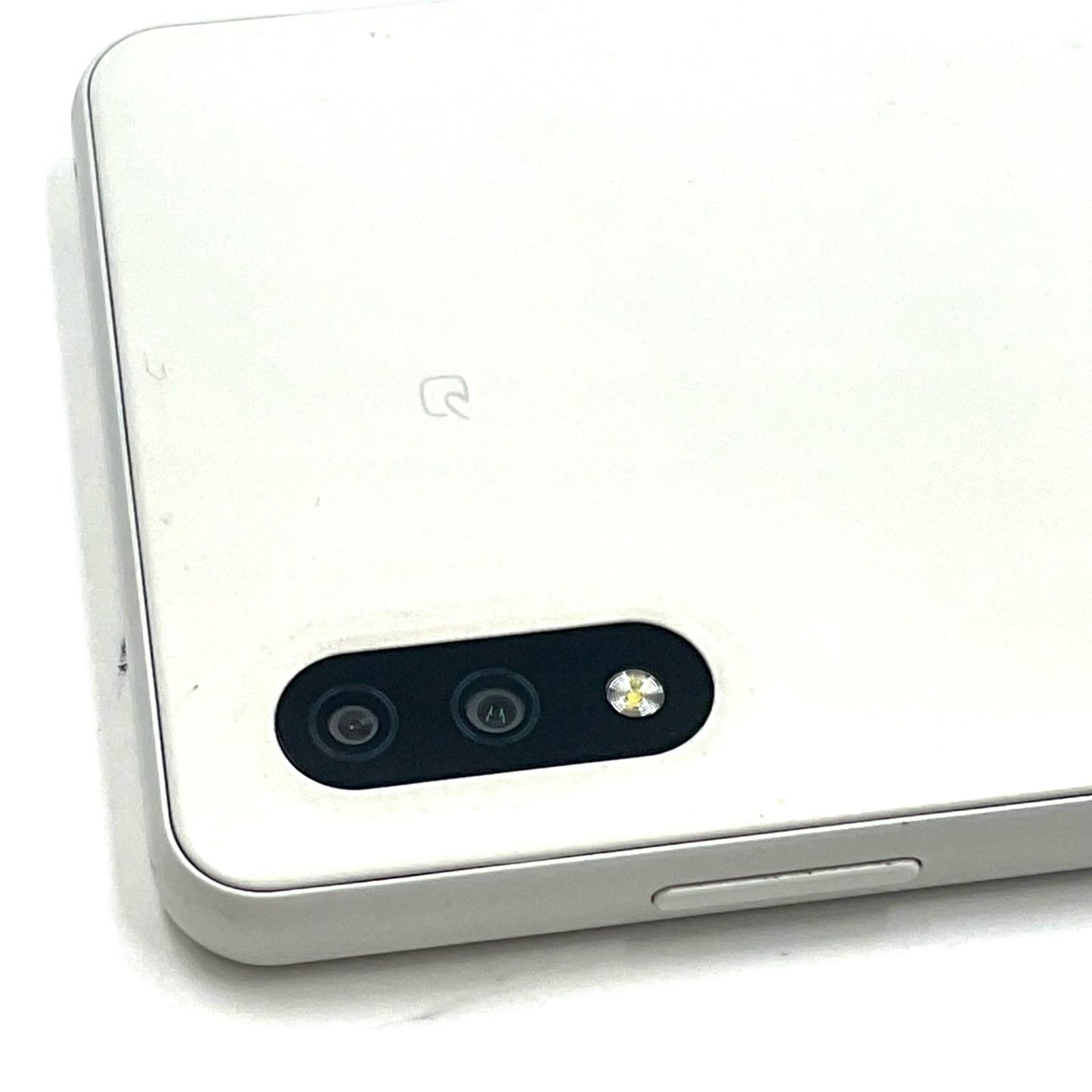 【全額返金保証】【最速発送】Sony Xperia Ace II 64GB ホワイト docomo SO-41B 白ロム 動作確認済