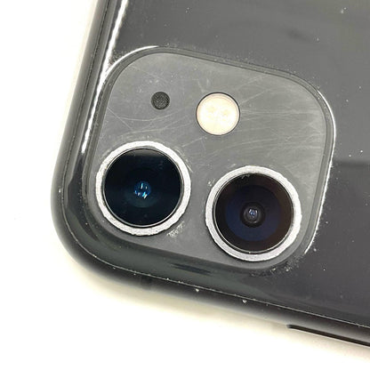 【全額返金保証】【最速発送】Apple iPhone iPhone 11 64GB ブラック docomo 白ロム 動作確認済 81%