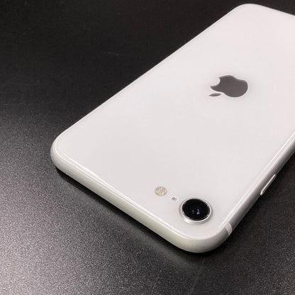 【全額返金保証】【最速発送】Apple iPhone iPhone SE（第2世代） 64GB ホワイト Softbank 白ロム 動作確認済 73%