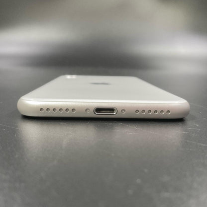 【全額返金保証】【最速発送】Apple iPhone iPhone SE（第3世代） 64GB スターライト Softbank 動作確認済 83%